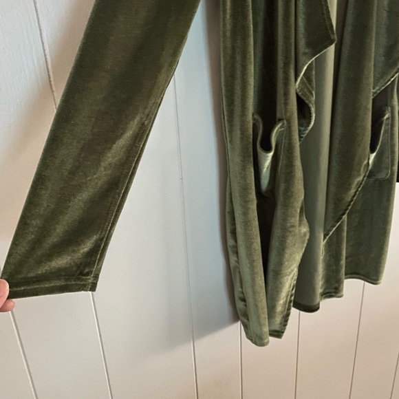 Velvet Open Jacket - Picture 7 of 8